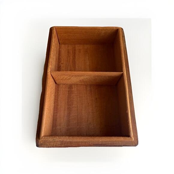 Vintage Hand painted Parrot Tropical Wooden Trinket Box Haiti 7x5X2 Inches - Picture 5 of 6